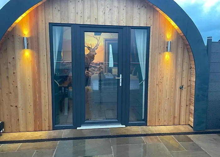 2 Sinclair Bay Lodges